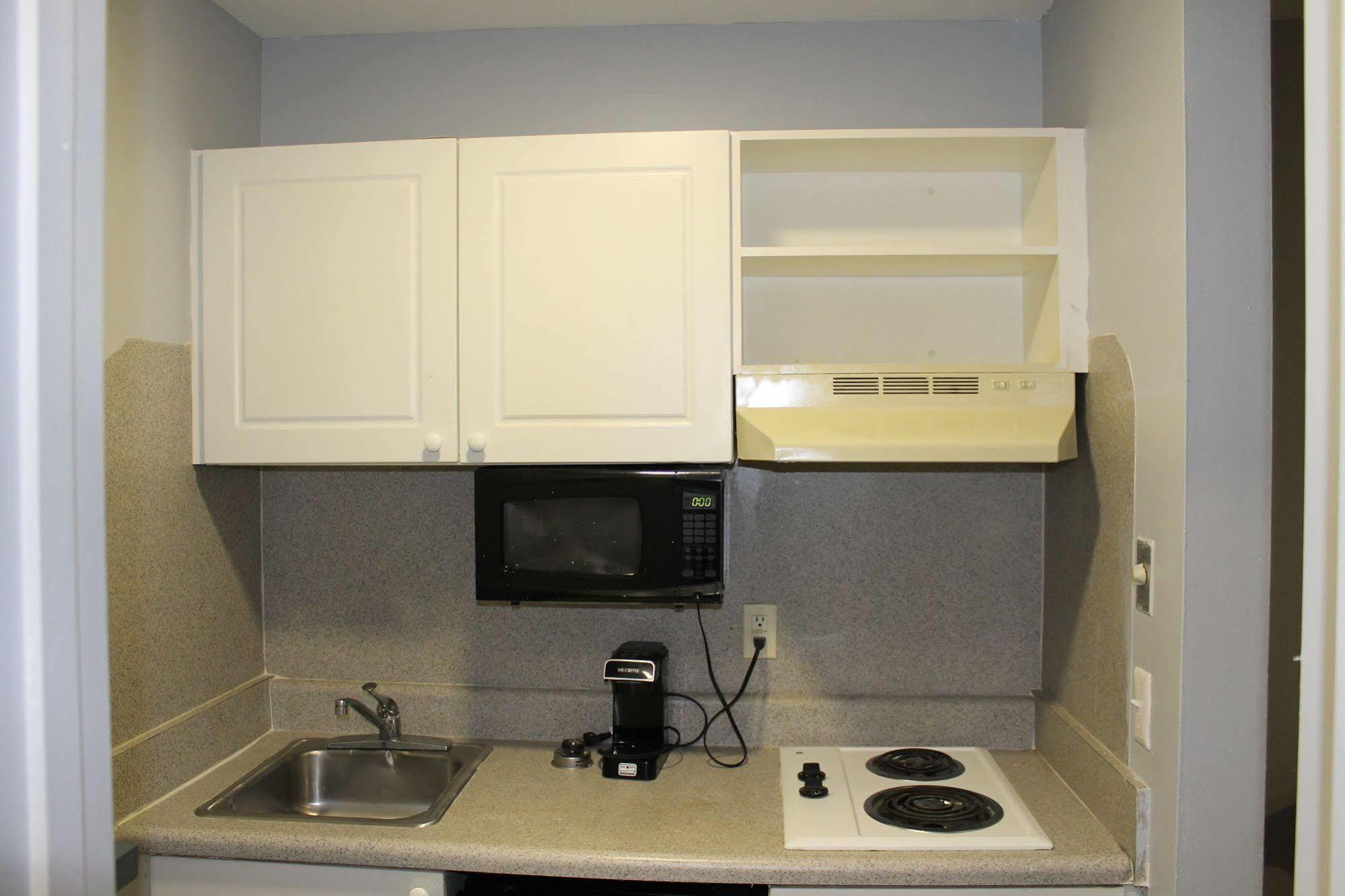 Budgetel Inn And Suites Atlanta Midtown Exteriör bild